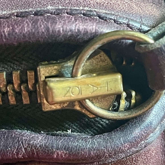 RARE Coach Vintage Oxblood Saddle Leather Crossbody - Picture 8 of 8